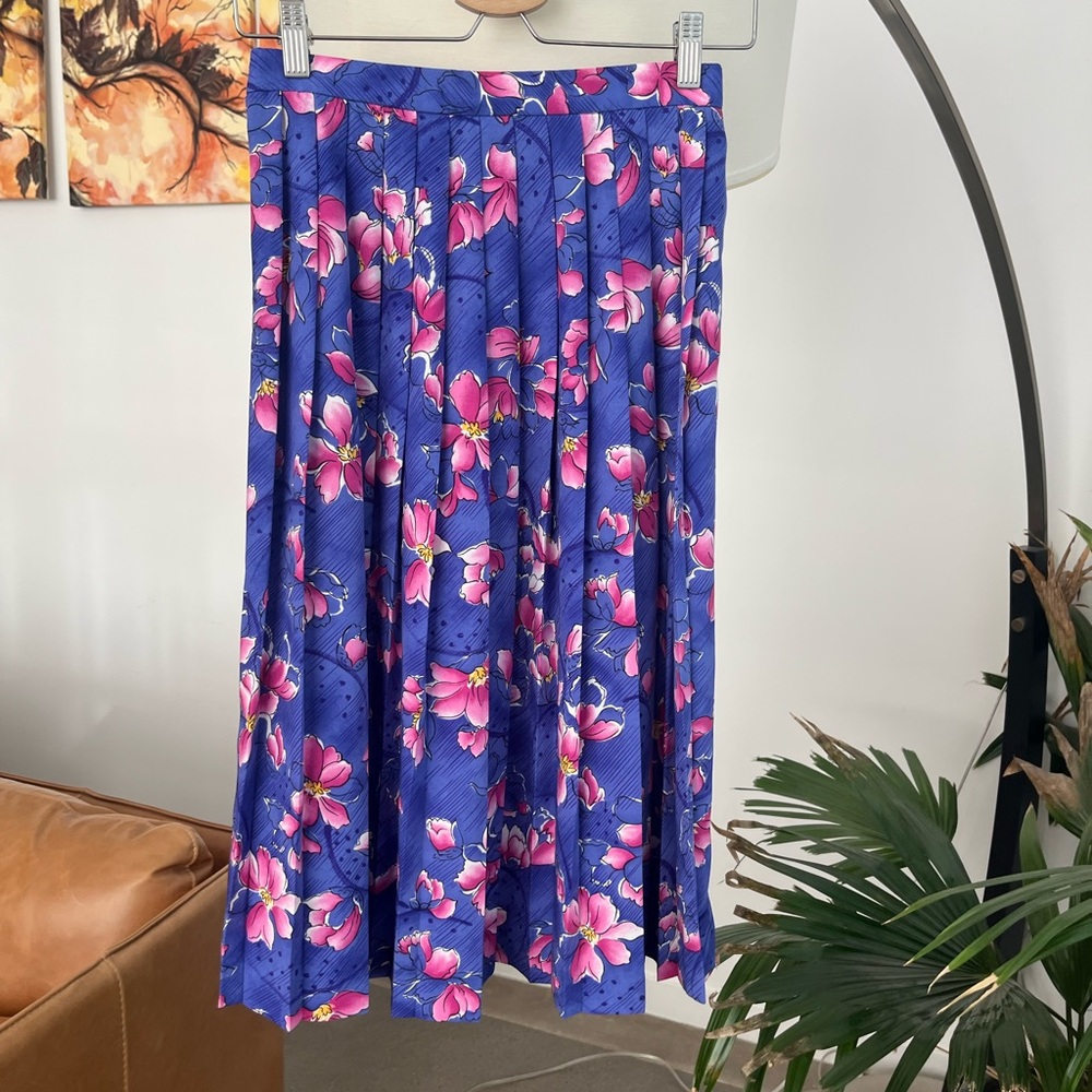 Pendleton Country Sophisticates Floral Print Pleated Midi Skirt - Picture 3 of 3